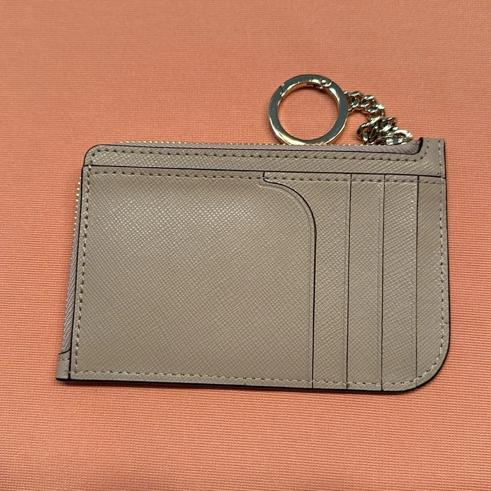 New Kate Spade Leather Card Holder/Key Chain. Neutral color.